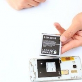 Ricarica di una batteria senza caricatore