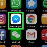 Invia un messaggio a tutti gli amici di facebook