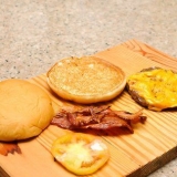 Riscaldare un cheeseburger