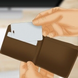 Utilizzo sicuro di una carta di credito con un chip rfid