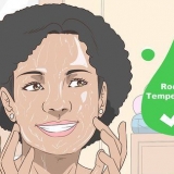 Lenisce la pelle irritata dal detergente viso