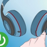Collega un auricolare wireless a un computer o mac
