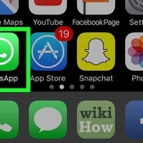 Abbandona una conversazione di gruppo su whatsapp