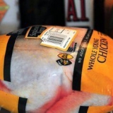 Arrostire un pollo intero in forno