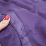 Prendere un vestito per la vita