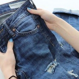 Fai dei pantaloncini con i tuoi jeans