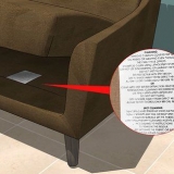 Come pulire un divano imbottito in microfibra