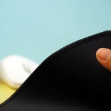 Pulizia di un tappetino per mouse