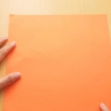 Piega una scatola di carta