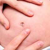 Lavare un neonato