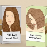 Tingere una parrucca di capelli umani