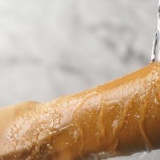 Fare uno scrub con olio d'oliva e zucchero