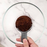 Fare uno scrub con zucchero e caffè
