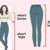 Indossa jeans a vita alta