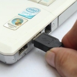 Ripara un tasto bloccato sulla tastiera