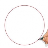 Disegna un pallone da calcio