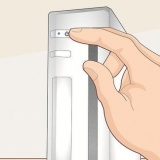 Sincronizzare un telecomando wii con la console
