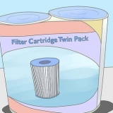 Pulizia di un filtro per piscina con cartuccia