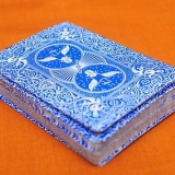 Fai semplici trucchi con le carte