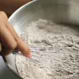 Fare gli omini di pan di zenzero