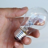 Dipingere le lampadine