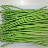 Preparazione degli asparagi verdi al microonde