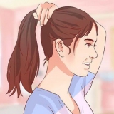 Rimuovere le estensioni dei capelli