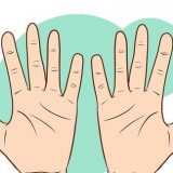 Leggi le linee della mano