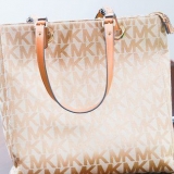 Riconosci se una borsa firmata è vera o falsa