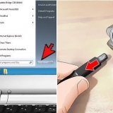 Pulizia della tastiera di un laptop