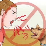 Addestrare i cani a non abbaiare