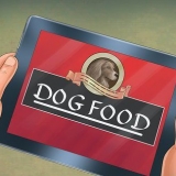 Preparazione del cibo per cani