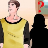 Lasciare che un ragazzo ti baci quando non esci con lui