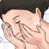 Pulisci il viso in modo naturale