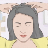 Far crescere i capelli: si può fare naturalmente?