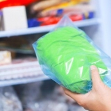Togliere le macchie di kit dai tuoi vestiti