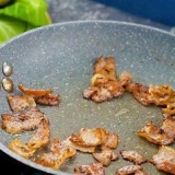Preparazione del cavolo cappuccio con le patate