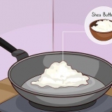 Fare un balsamo per le labbra senza cera d'api