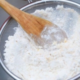 Fare i biscotti di mais