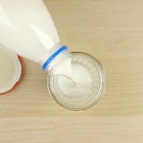 Montare il latte senza tubo vapore