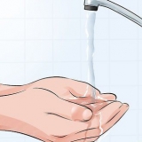 Espressione manuale del latte materno