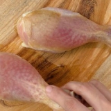 Controlla se il pollo è avariato