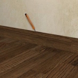 Installa i battiscopa