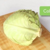 Taglia la lattuga e il cavolo come uno chef