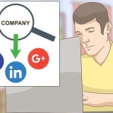 Informarsi su un posto vacante per telefono