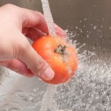 Affettare i pomodori