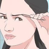 Come sbarazzarsi di peli sul viso femminile