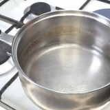 Preparare il riso bollito