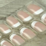 Fai durare più a lungo le unghie artificiali