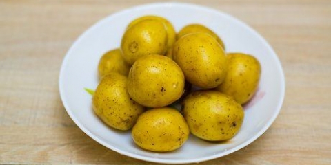 Fare l'insalata di patate